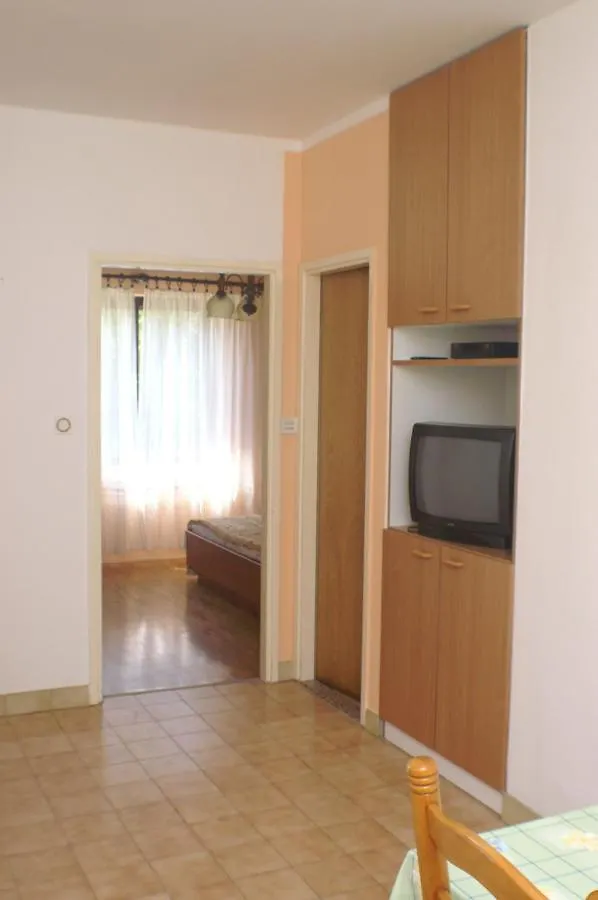 Family Friendly Seaside Apartments Povljana, Pag - 230